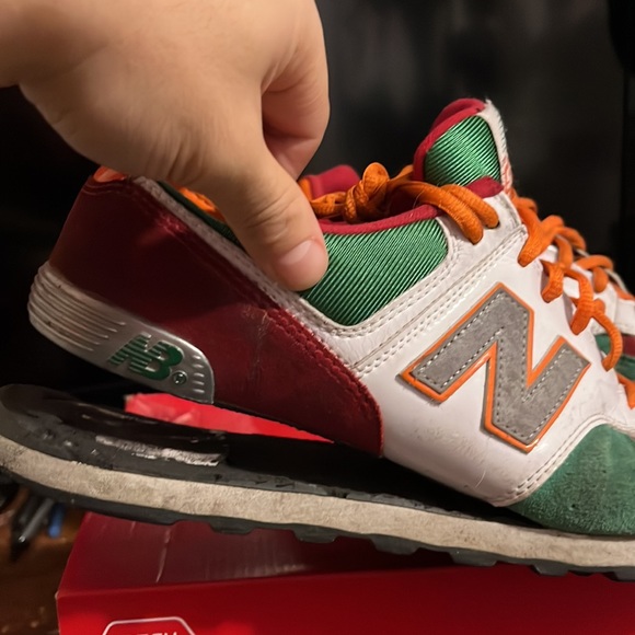 New Balance 574 “7-Eleven” - Picture 2 of 6